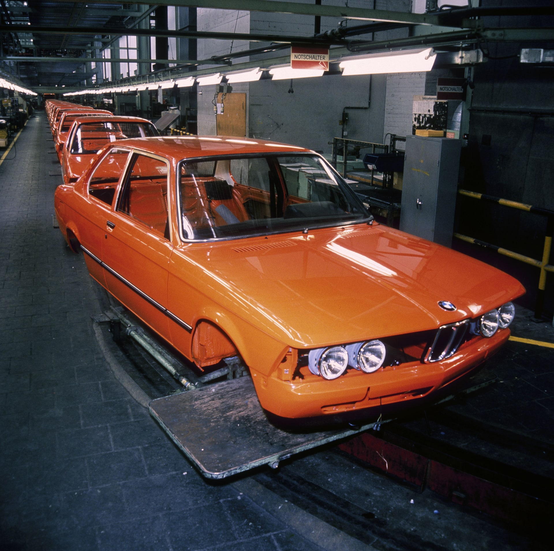 BMW 225e