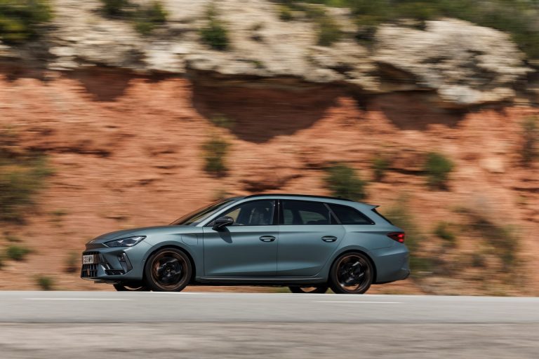 Los 6 PHEV con mayor autonomía eléctrica por menos de 40.000 € Los 6 PHEV con mayor autonomía eléctrica por menos de 40.000 €