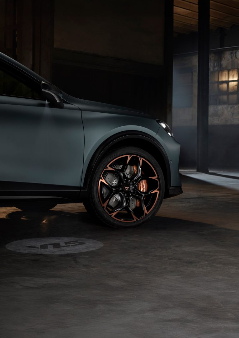 Qué es un SUV PHEV con etiqueta CERO y cuándo compensa frente a un HEV Qué es un SUV PHEV con etiqueta CERO y cuándo compensa frente a un HEV
