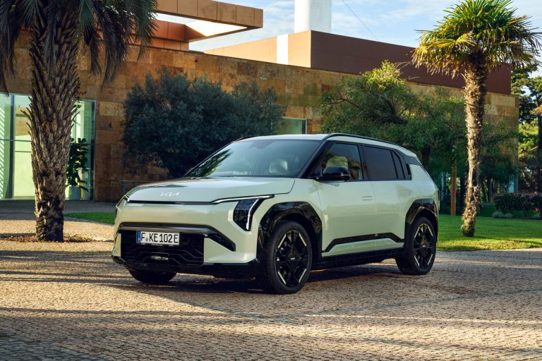 Top 5 SUV eléctricos urbanos con mayor potencia de carga rápida DC (kW) en 2026 Top 5 SUV eléctricos urbanos con mayor potencia de carga rápida DC (kW) en 2026