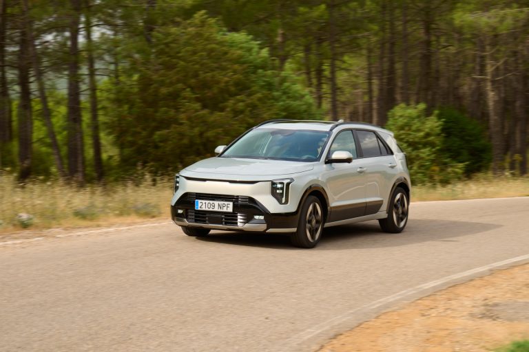 Top 6 SUV eléctricos urbanos por capacidad de maletero (litros) en 2026 Top 6 SUV eléctricos urbanos por capacidad de maletero (litros) en 2026