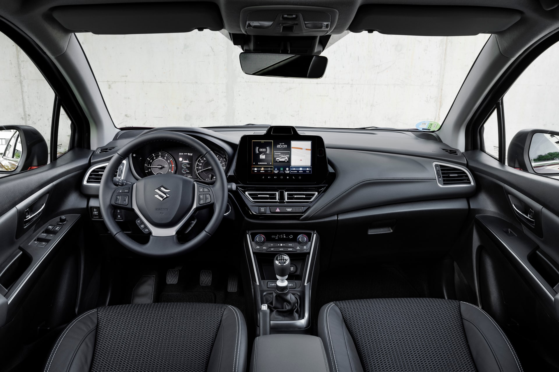 Suzuki S-Cross