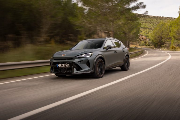 Top 6 SUV-C PHEV por matriculaciones en el tercer trimestre de 2026