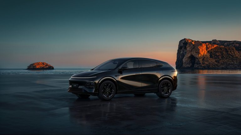 Top 5 SUV-C eléctricos chinos por potencia de carga DC (kW) en 2026