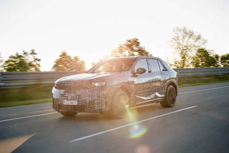 Top 5 SUV-D premium híbridos por par motor combinado (Nm) en 2026 Top 5 SUV-D premium híbridos por par motor combinado (Nm) en 2026