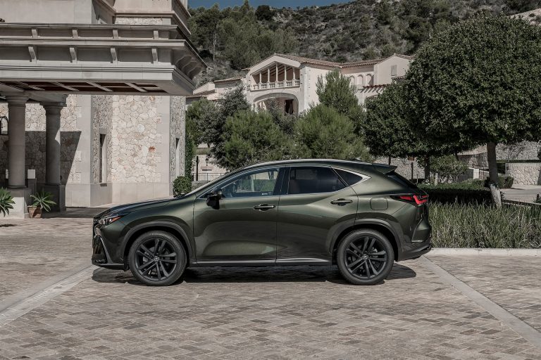 Top 5 SUV-D premium gasolina por menor consumo WLTP combinado en 2026 Top 5 SUV-D premium gasolina por menor consumo WLTP combinado en 2026